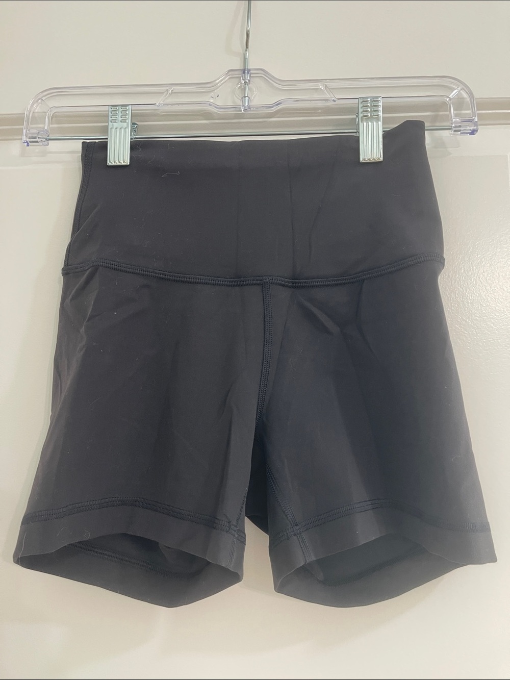 Lululemon Wunder Train Shorts